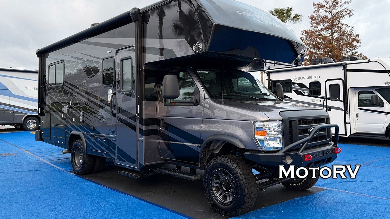 Ford E-450 Super Duty